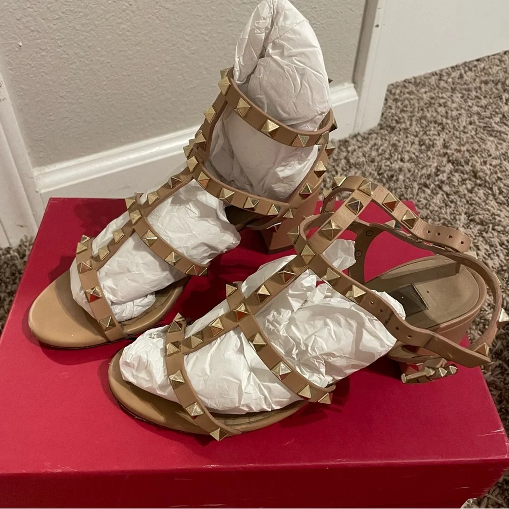 Valentino Garavani rockstud calfskin ankle strap sandal 60 mm skin color EU 35.5 - Picture 11 of 15